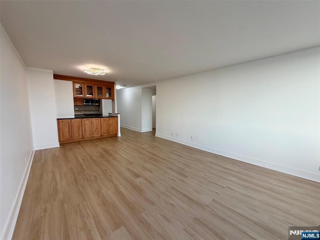 770 Anderson Avenue 14c Property Photo 8