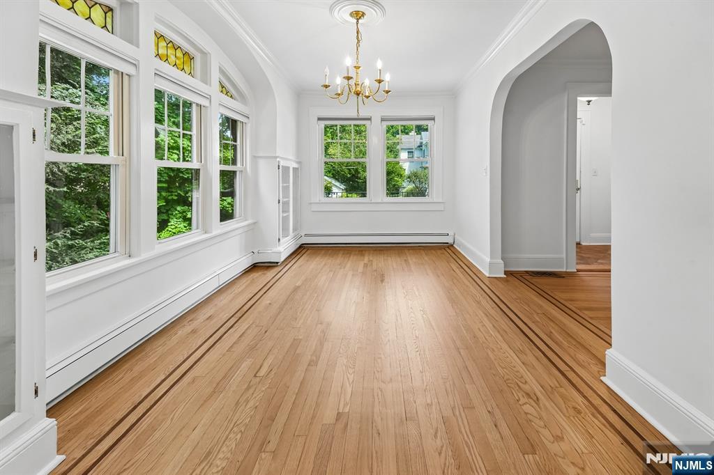 8 Laurel Avenue Property Photo 6