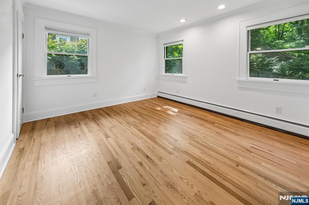 8 Laurel Avenue Property Photo 12