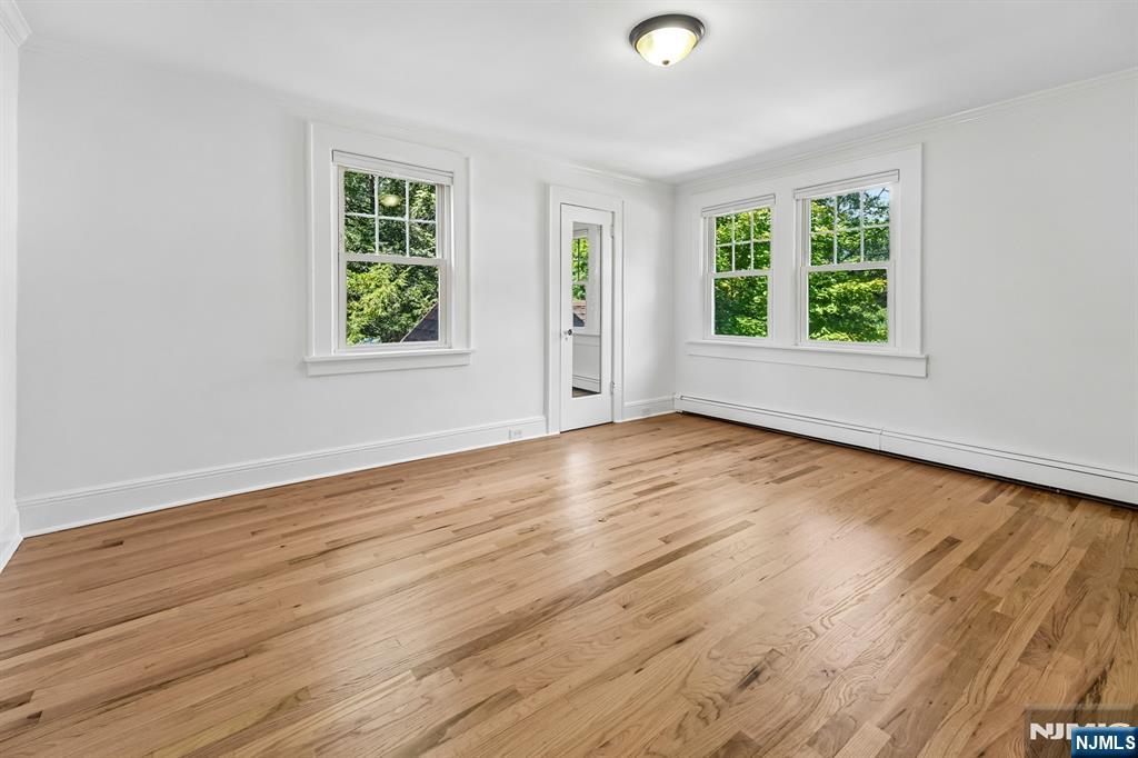 8 Laurel Avenue Property Photo 14