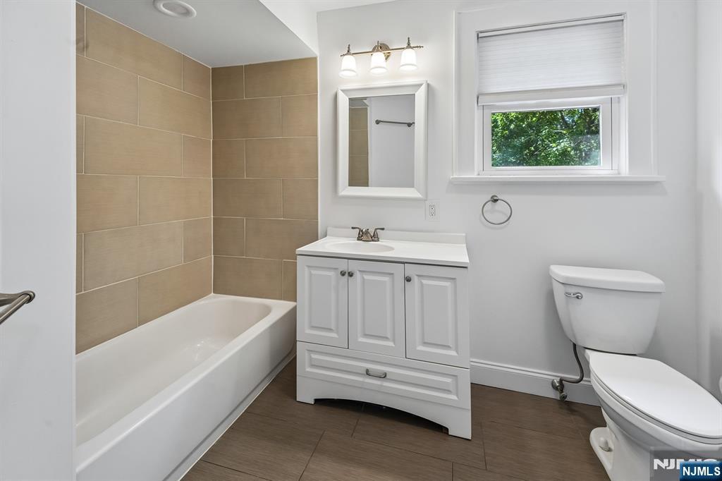 8 Laurel Avenue Property Photo 17