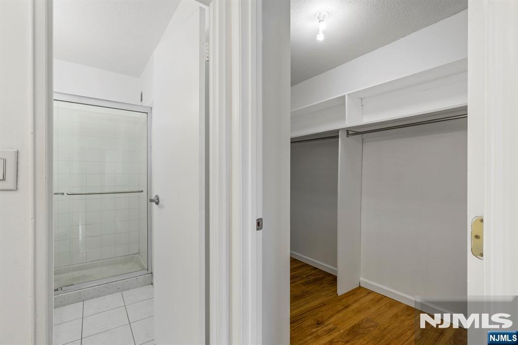 7855 Boulevard East 27h Property Photo 14