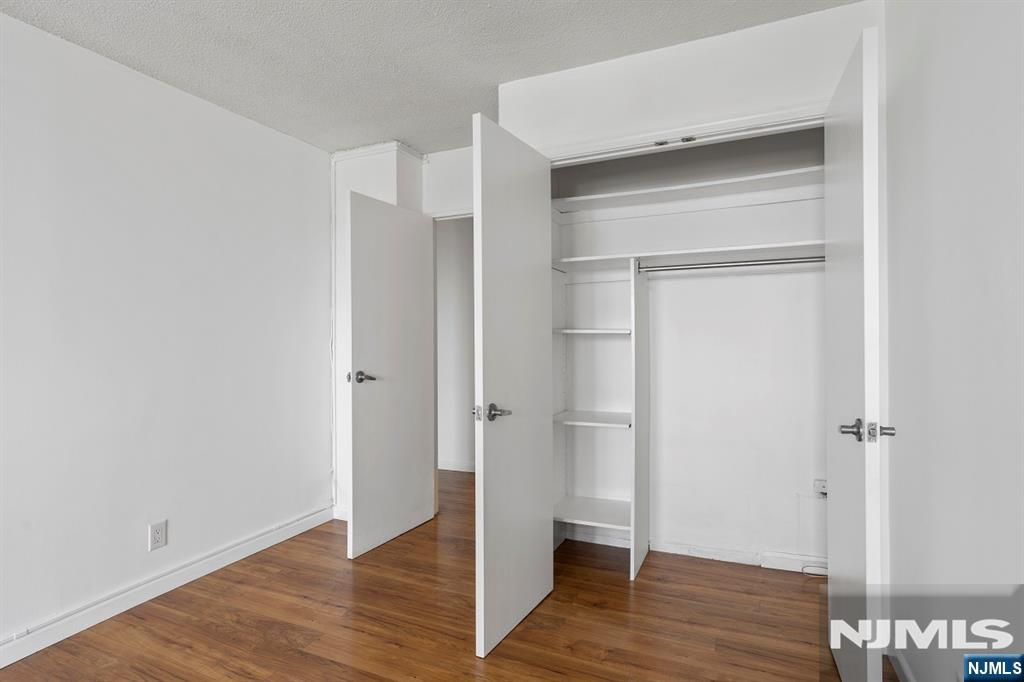 7855 Boulevard East 27h Property Photo 19