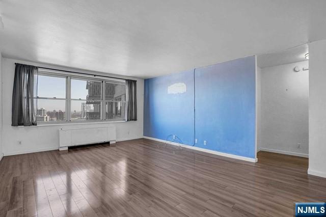 2100 Linwood Avenue 15p Property Photo 10