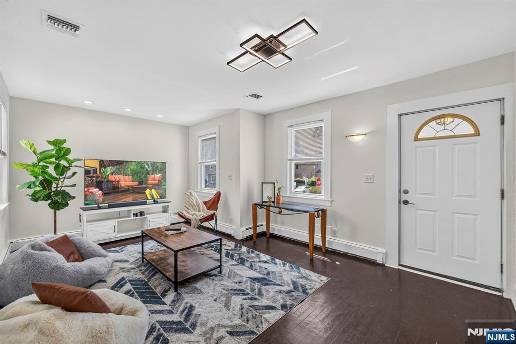 188 Lafayette Avenue Property Photo 6