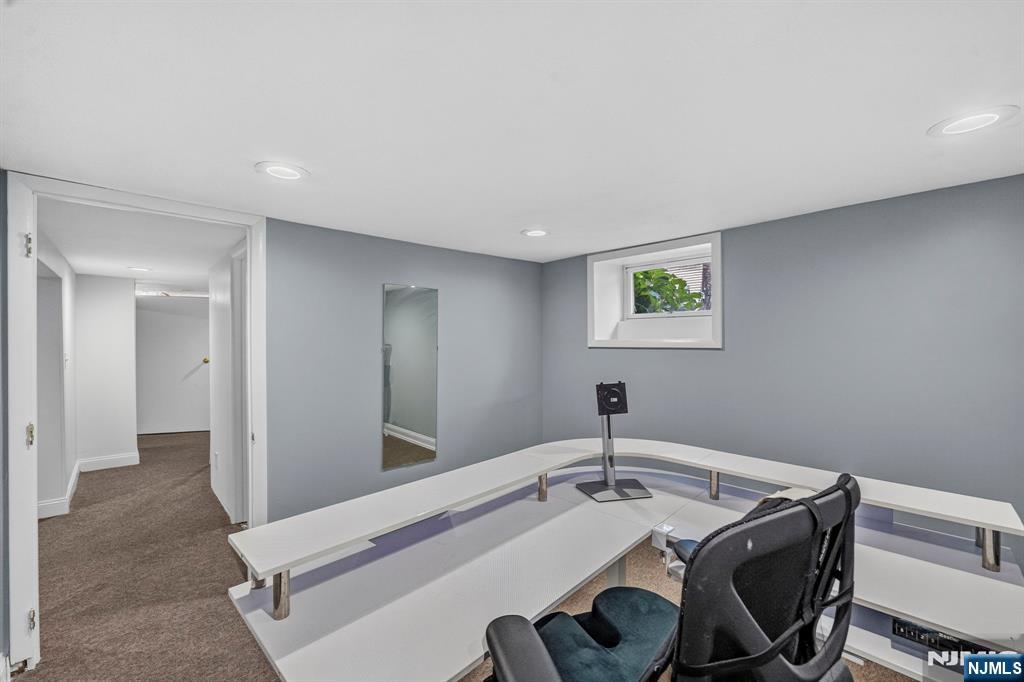 188 Lafayette Avenue Property Photo 23