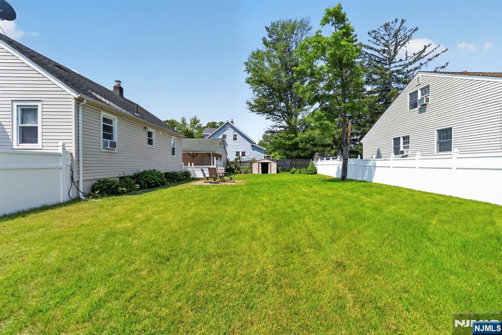 188 Lafayette Avenue Property Photo 28