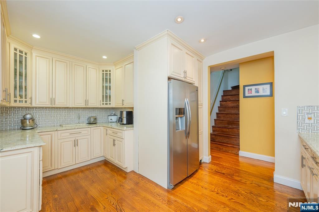160 Mt Vernon Street Property Photo 6