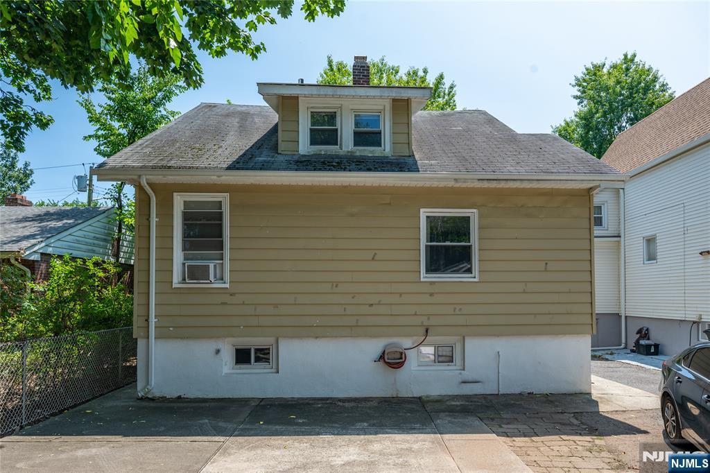 160 Mt Vernon Street Property Photo 17