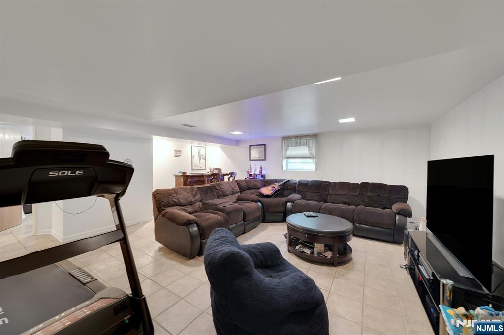 1527 10th Street Property Photo 27