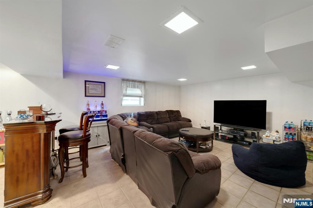 1527 10th Street Property Photo 28