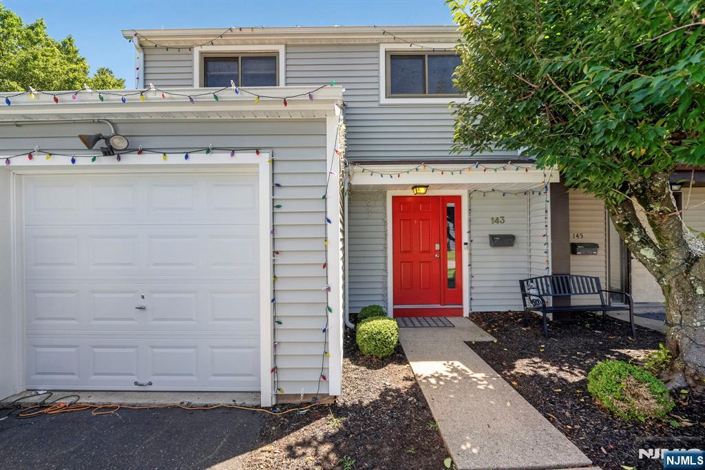 143 Grove Street Property Photo 2