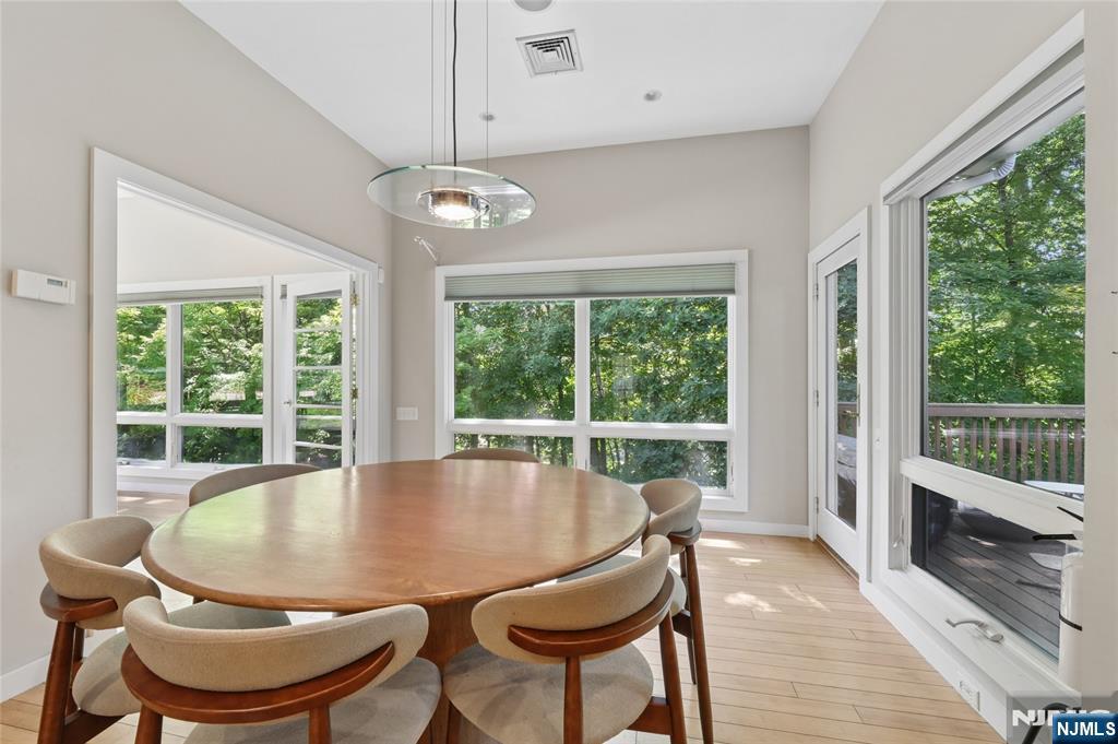 192 Stonehurst Drive Property Photo 11