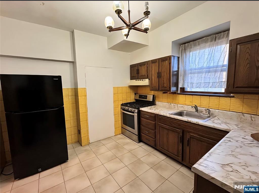 379 Liberty Avenue 1 Property Photo 4