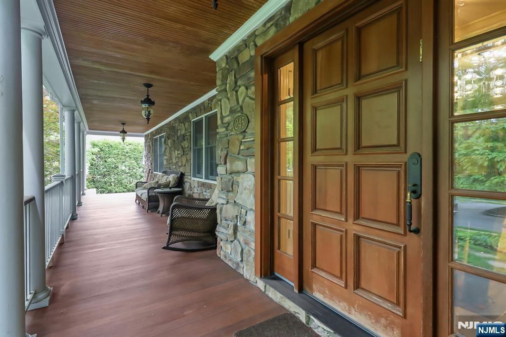 245 Allison Court Property Photo 4