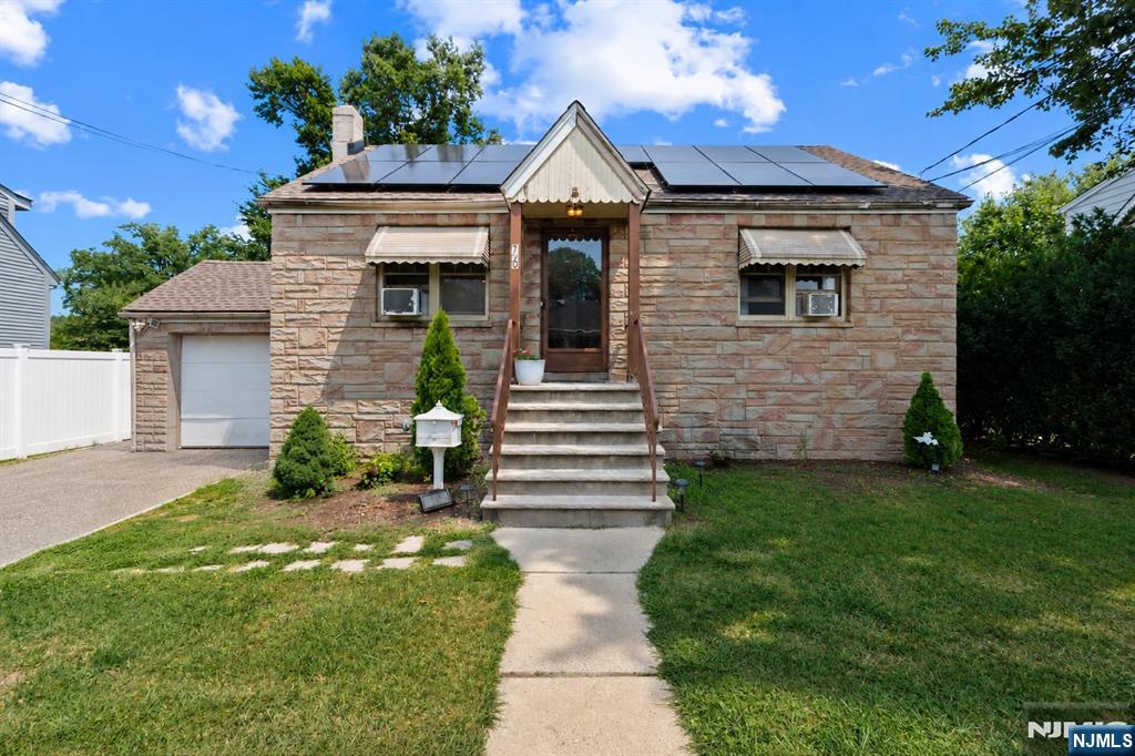76 Niehaus Avenue Property Photo 1