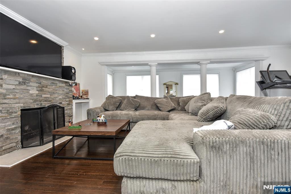 74 Ross Avenue Property Photo 6