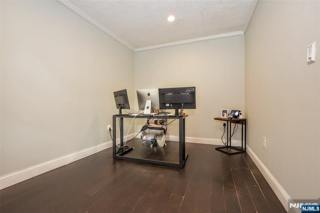 74 Ross Avenue Property Photo 16