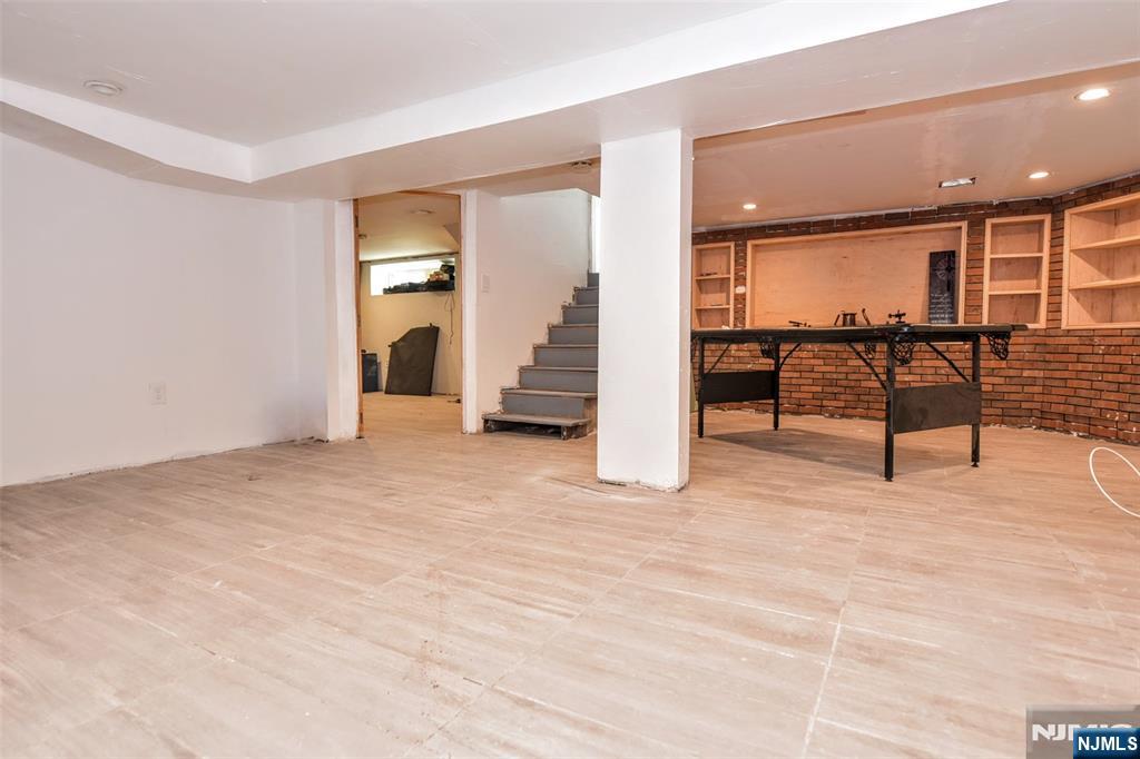 74 Ross Avenue Property Photo 27