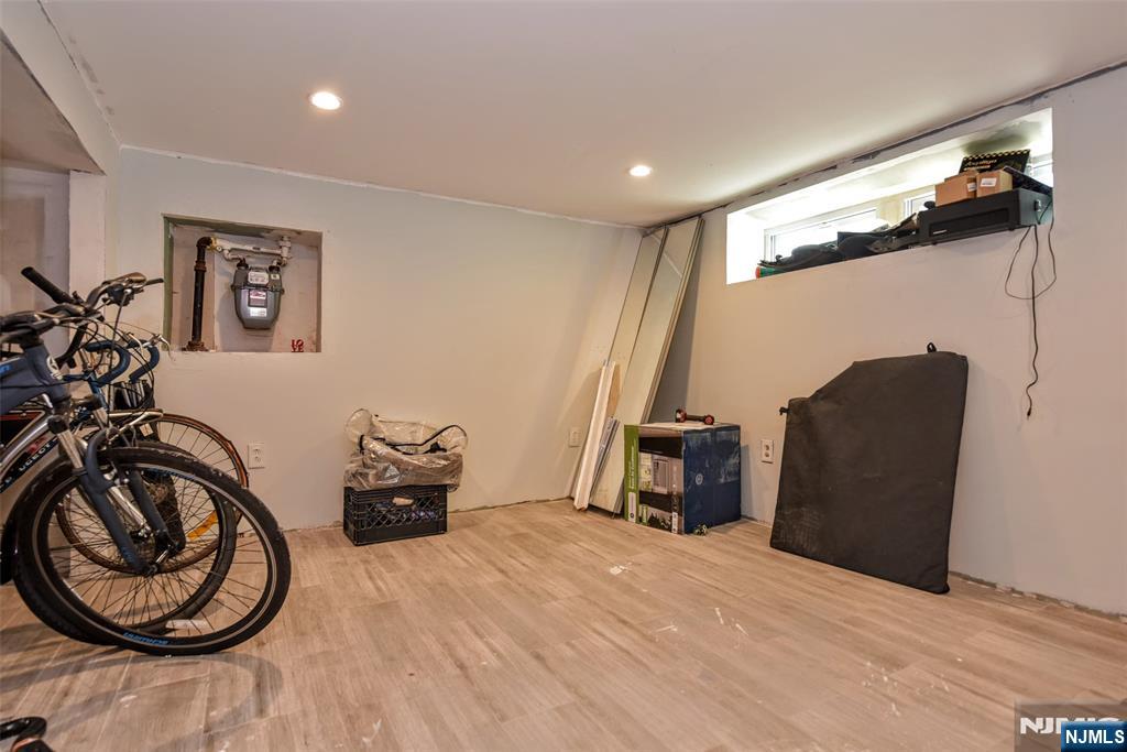 74 Ross Avenue Property Photo 29