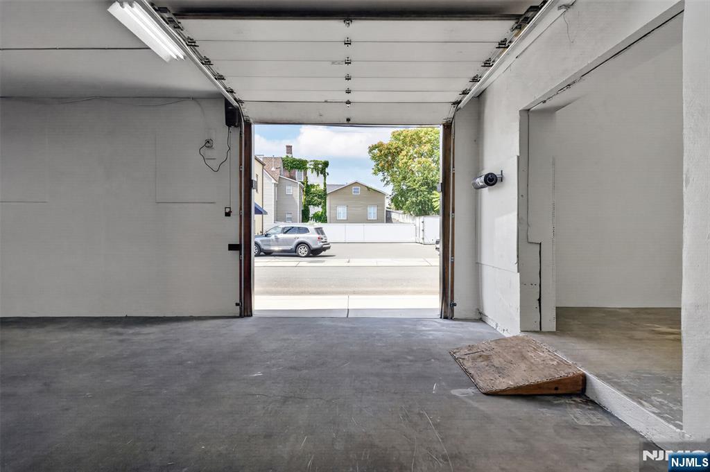 521 Valley Brook Avenue Office/ Warehou Property Photo 22
