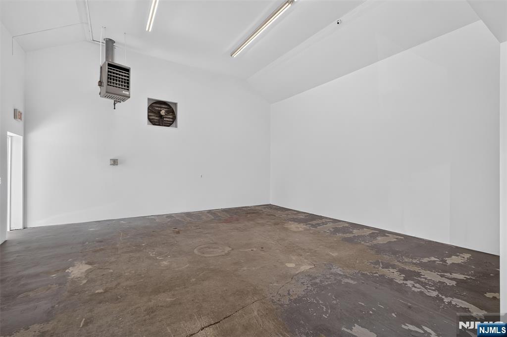 521 Valley Brook Avenue Office/ Warehou Property Photo 23