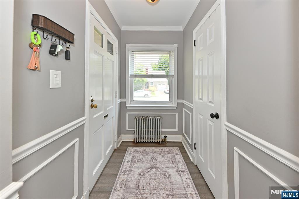 2 Youngs Place Property Photo 4
