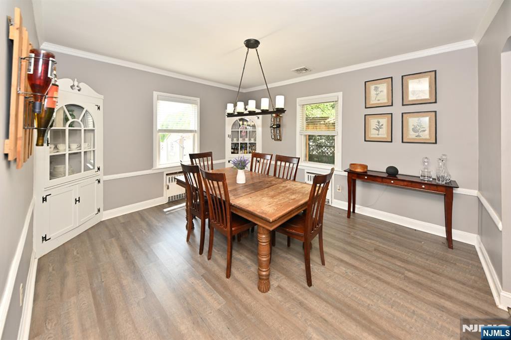 2 Youngs Place Property Photo 8