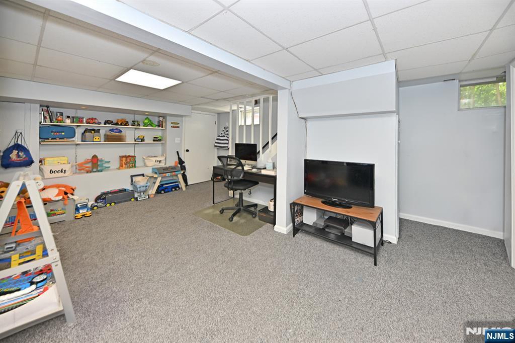 79 Westend Avenue Property Photo 17