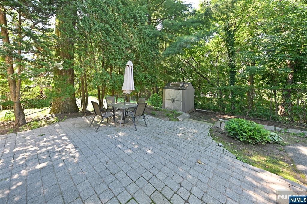 79 Westend Avenue Property Photo 22