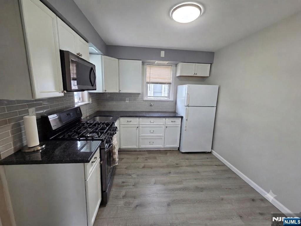 166 Carmita Avenue 2 Property Photo 2