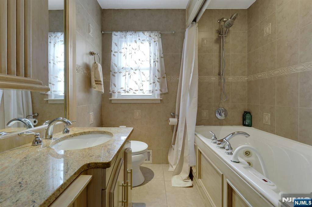 379 Leonard Drive Property Photo 24