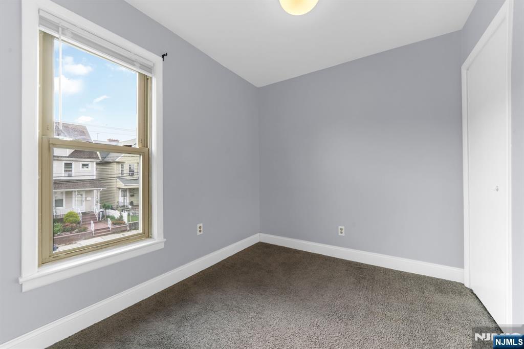 92 Union Avenue Property Photo 9