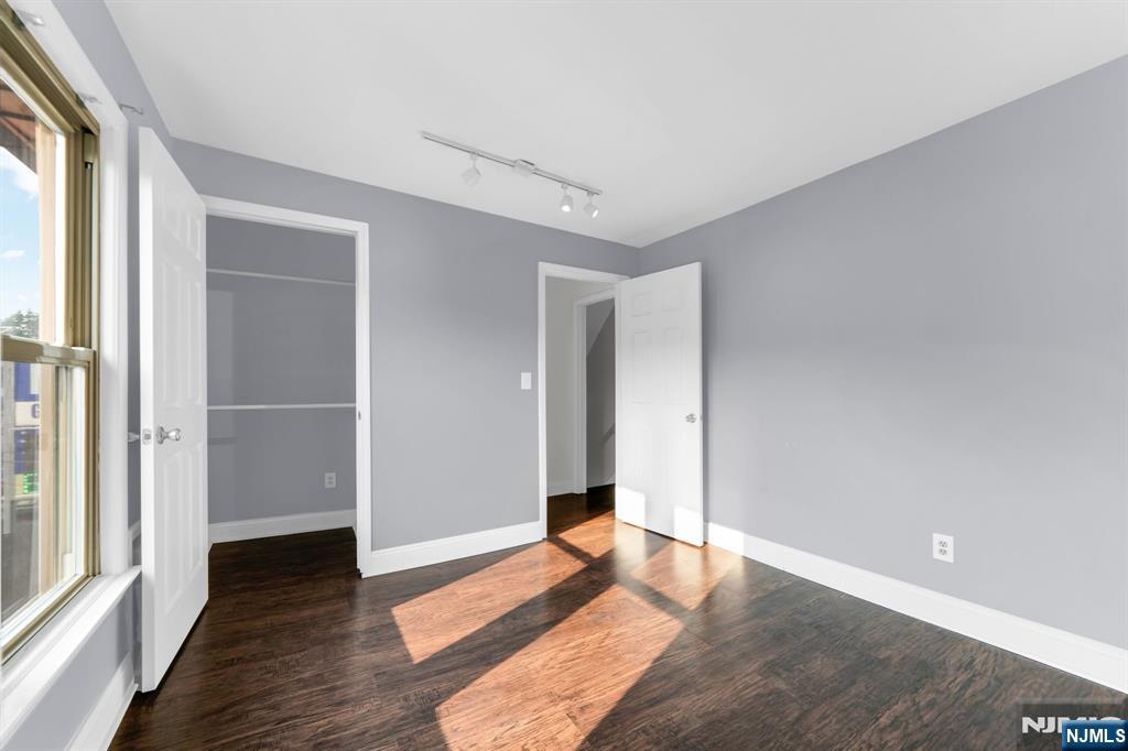 92 Union Avenue Property Photo 11