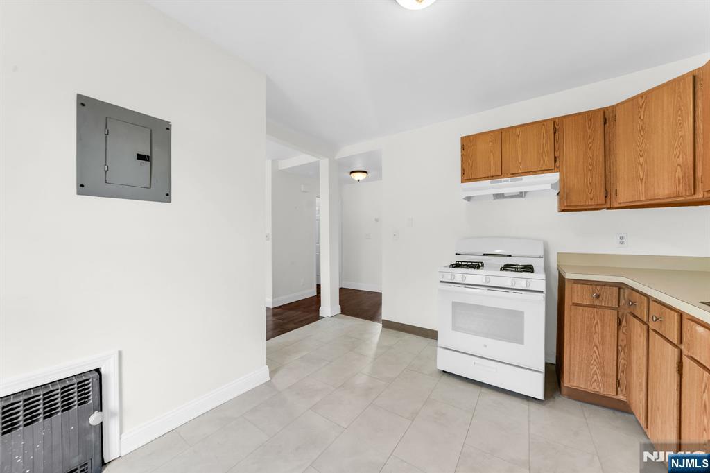 92 Union Avenue Property Photo 17