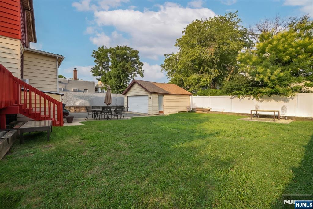 92 Union Avenue Property Photo 23