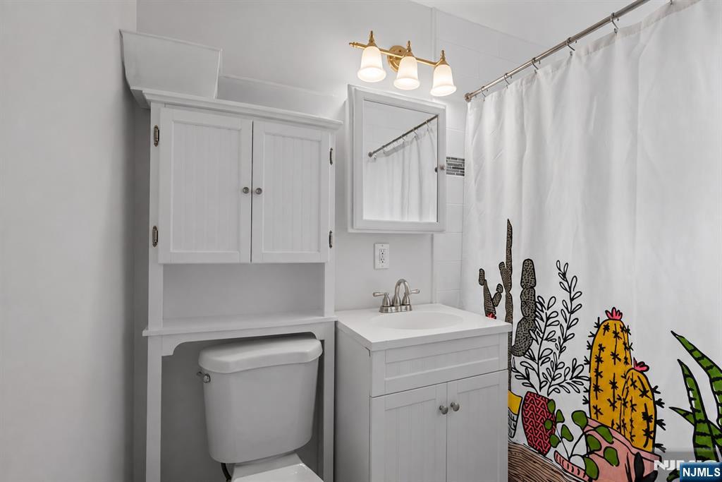 725 Joralemon Street 110 Property Photo 4