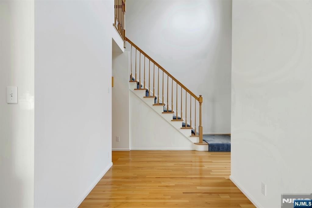 14 Summit Court Property Photo 7