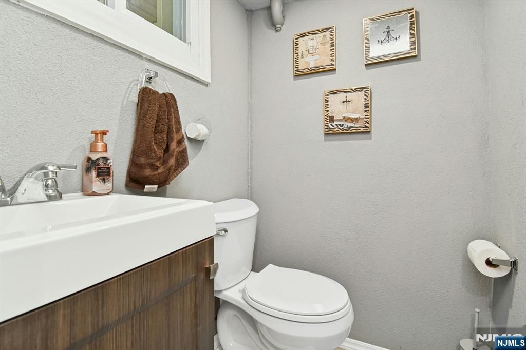 631 Concord Circle Property Photo 23