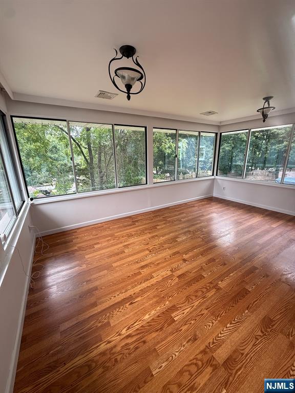533 Ramapo Valley Road Property Photo 8