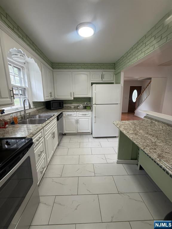 533 Ramapo Valley Road Property Photo 12