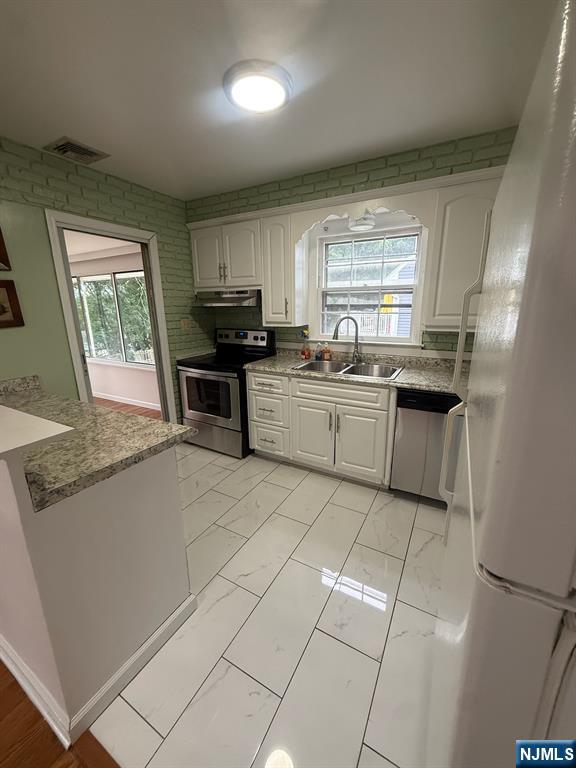 533 Ramapo Valley Road Property Photo 13