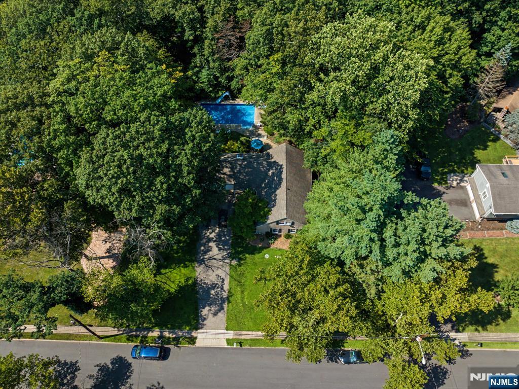 7 Commanche Trail Property Photo 43