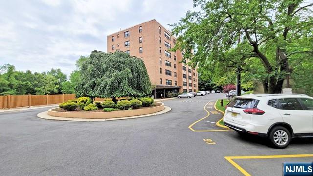 2348 Linwood Avenue 4m Property Photo 15