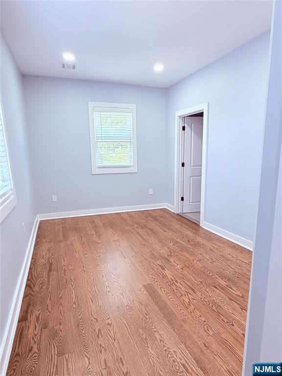 8 Essex Street Property Photo 4