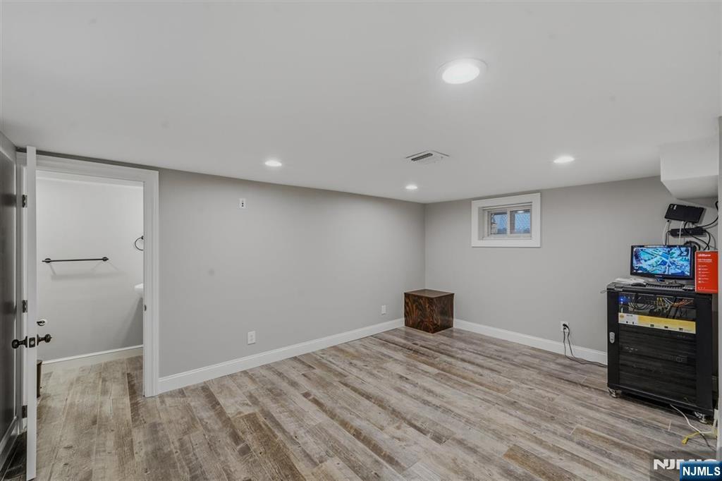 198 Preston Street Property Photo 28