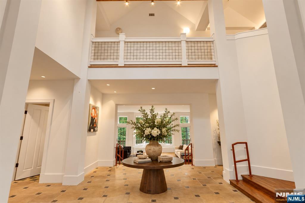7 Charney Place Property Photo 6