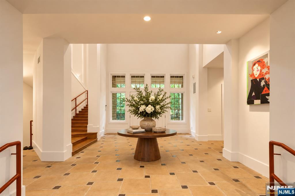 7 Charney Place Property Photo 8