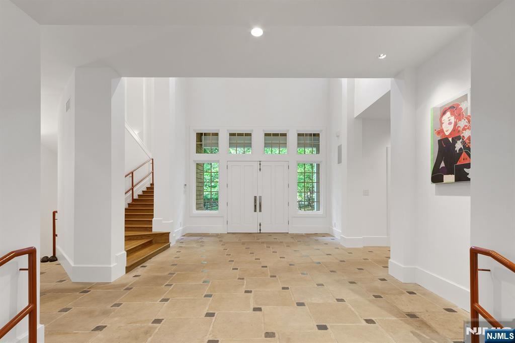 7 Charney Place Property Photo 9