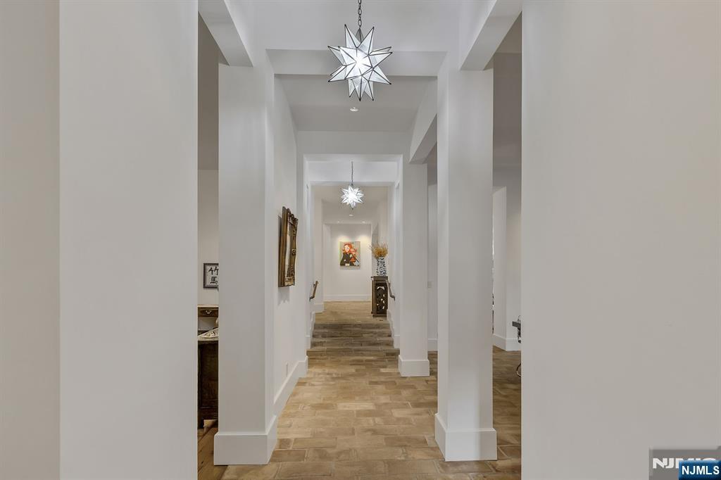 7 Charney Place Property Photo 10